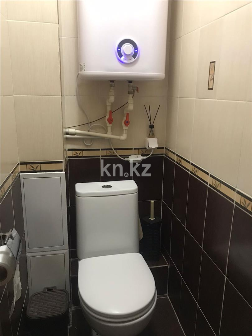 Продажа 3-комнатной квартиры, 64 м², ул. Таттимбета - Продажа квартир в Караганде с фото фото 5 из 8