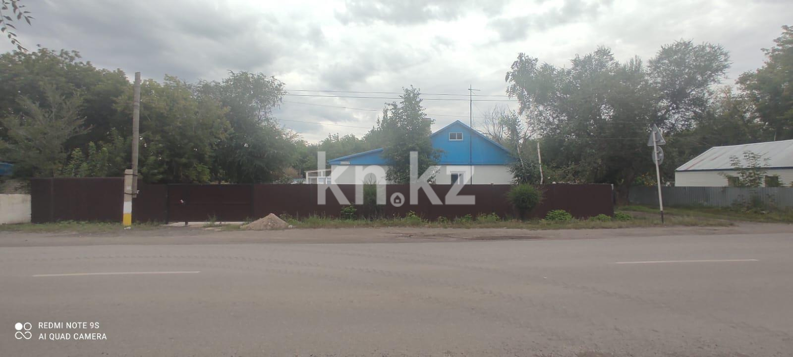 Продажа 5-комнатного дома, 78 м², ул. Больничная - Продажа домов, коттеджей в Казахстане фото 1 из 22