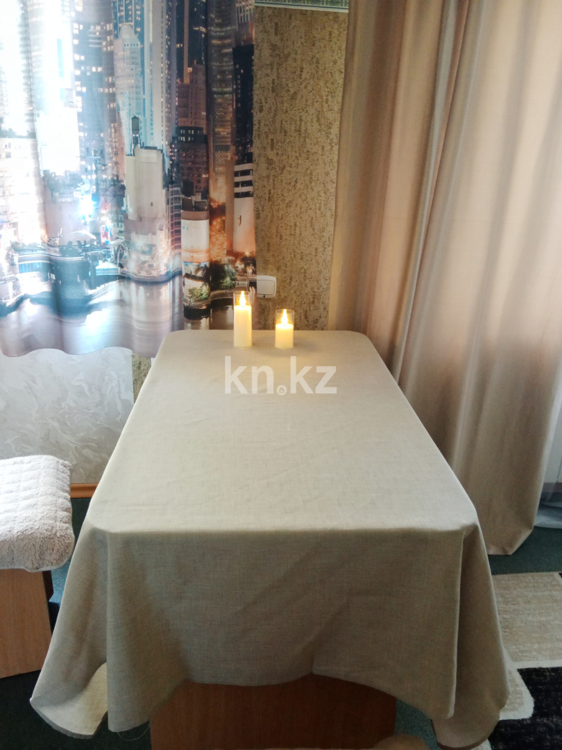 Аренда 2-комнатной квартиры посуточно, 46 м², ул. Казахстан, дом  106 - Аренда квартир посуточно в Усть-Каменогорске фото 5 из 7