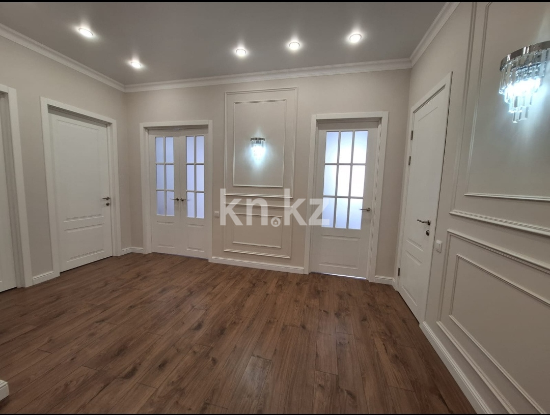 Продажа 3-комнатной квартиры, 90 м², пр. Республики, дом  23/2 - Продажа  трехкомнатных квартир в новостройках Караганды без посредников фото 8 из 16