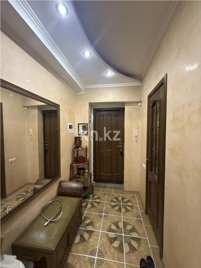 Продажа 3-комнатной квартиры, 74 м², ул. Кабанбай батыра, дом  163а в Алматы - фото 4