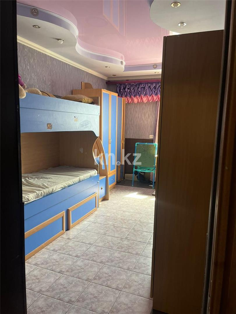 Продажа 7-комнатного дома, 215 м², ул. Сергея Лазо - Аренда квартир помесячно в Уральске фото 15 из 27