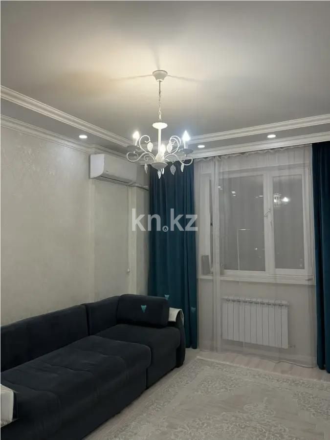 Продажа 1-комнатной квартиры, 36 м², пр. Кошкарбаева, дом  29 - Продажа квартир в Казахстане фото 1 из 5