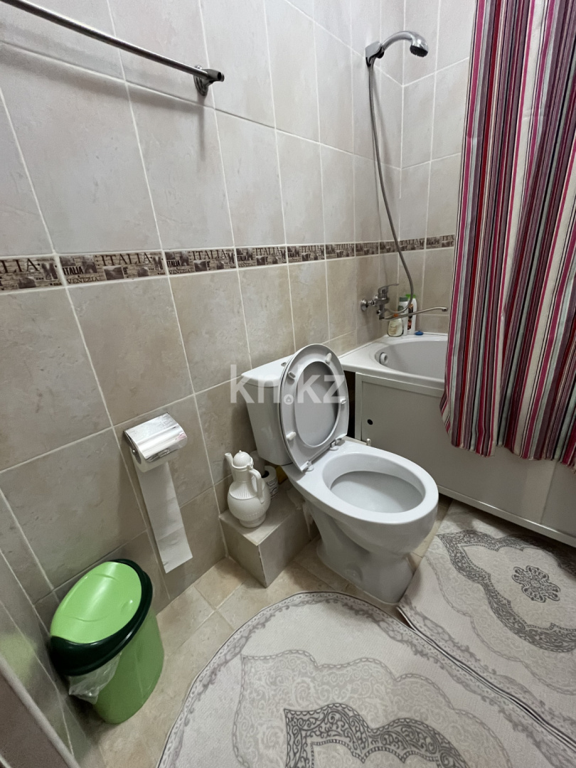 Аренда 2-комнатной квартиры посуточно, 80 м² в Астане - фото 15