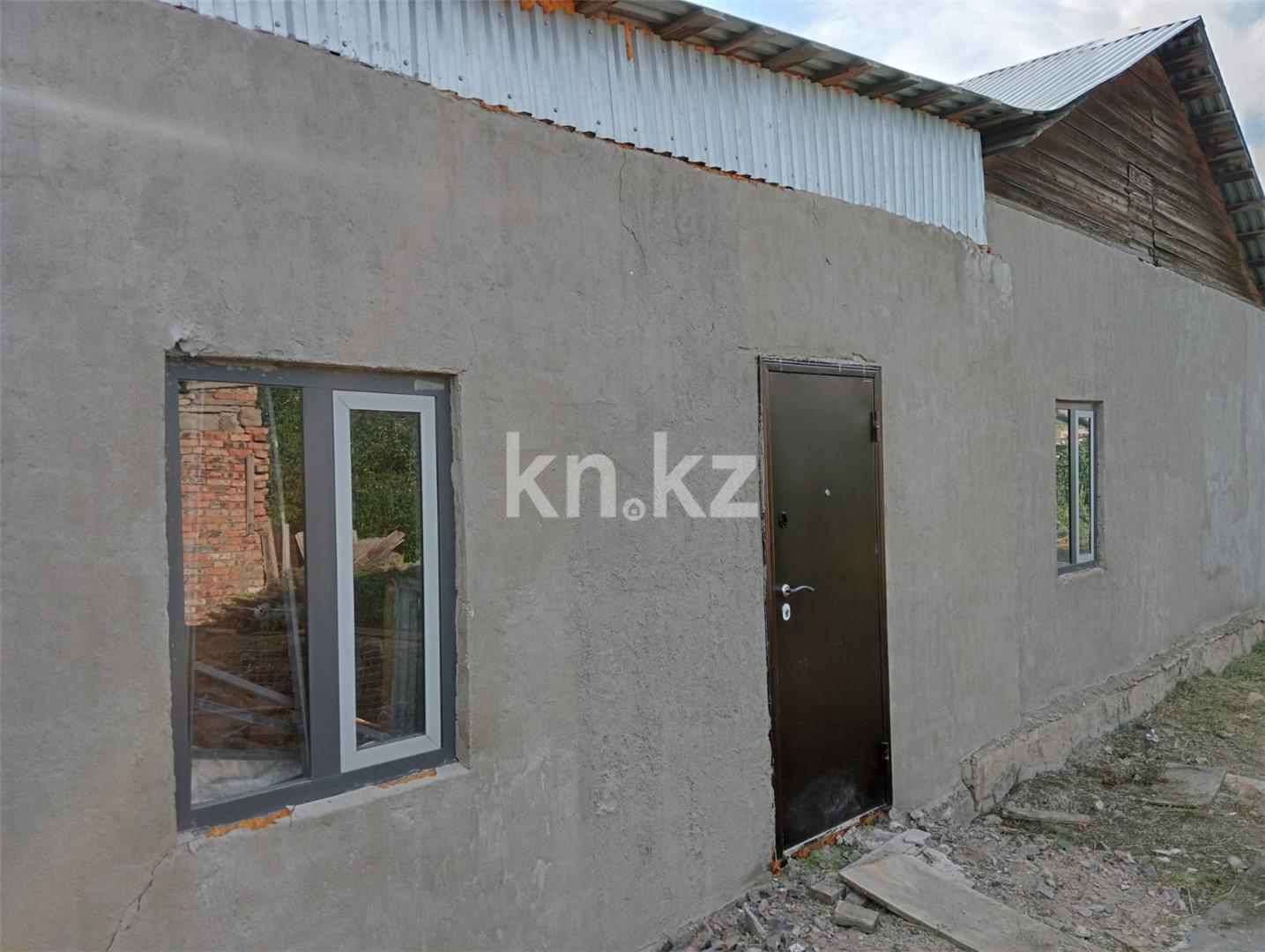 Продажа 3-комнатного дома, 55 м², 4-й Строительный - Продажа квартир в Абае фото 1 из 4