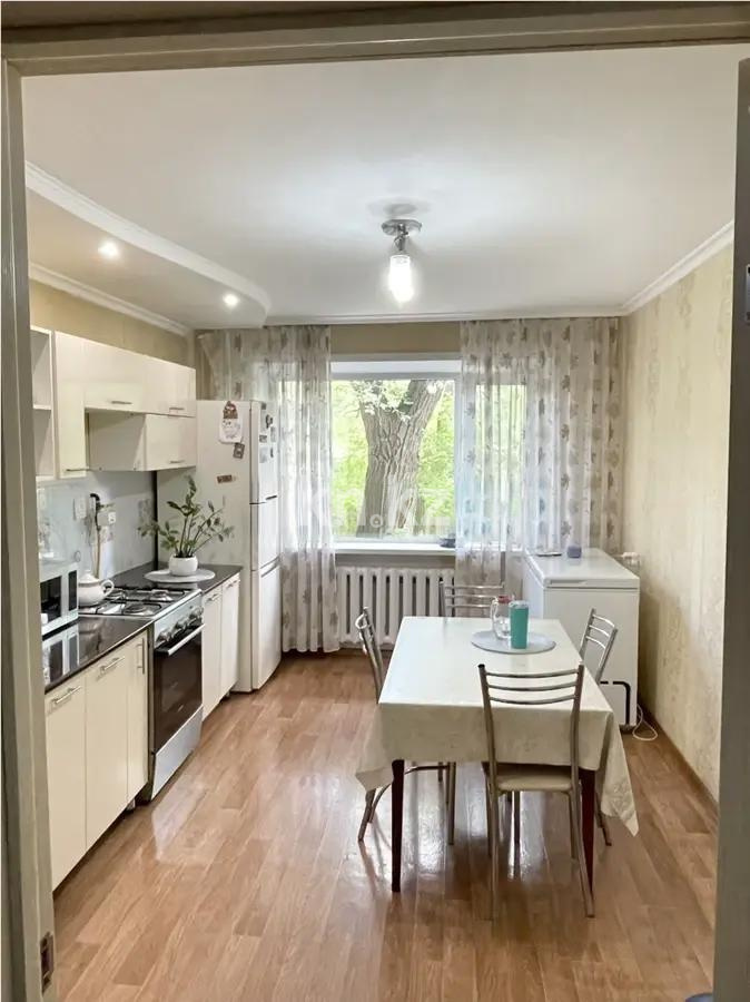 Продажа 3-комнатной квартиры, 60 м² - Продажа недвижимости в Караганде - страница 2 фото 2 из 4
