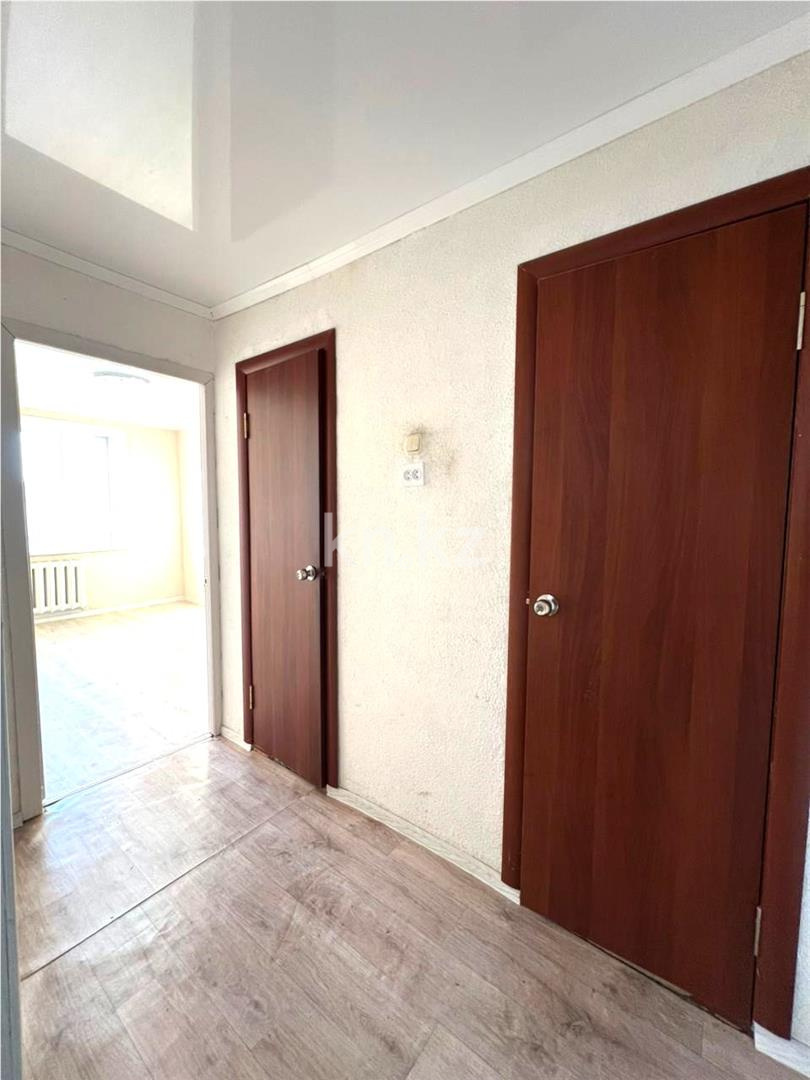 Продажа 2-комнатной квартиры, 49 м², мкр-н Мамраева (Восток-5) - Продажа квартир в Караганде фото 11 из 17