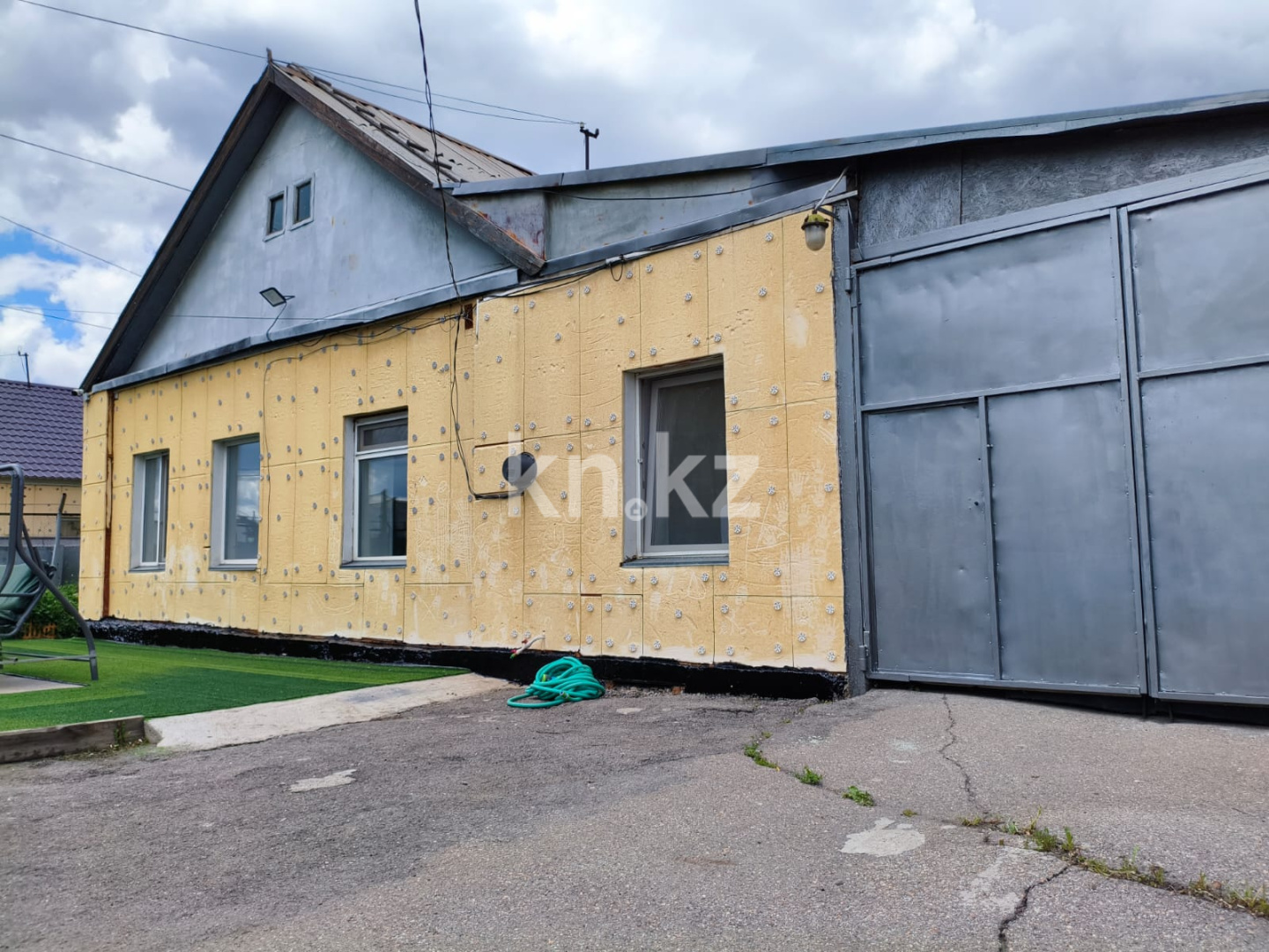 Продажа 4-комнатного дома, 121 м², переулок Кольцевой, дом  2 - Продажа  четырехкомнатных домов, коттеджей в Караганде фото 1 из 31