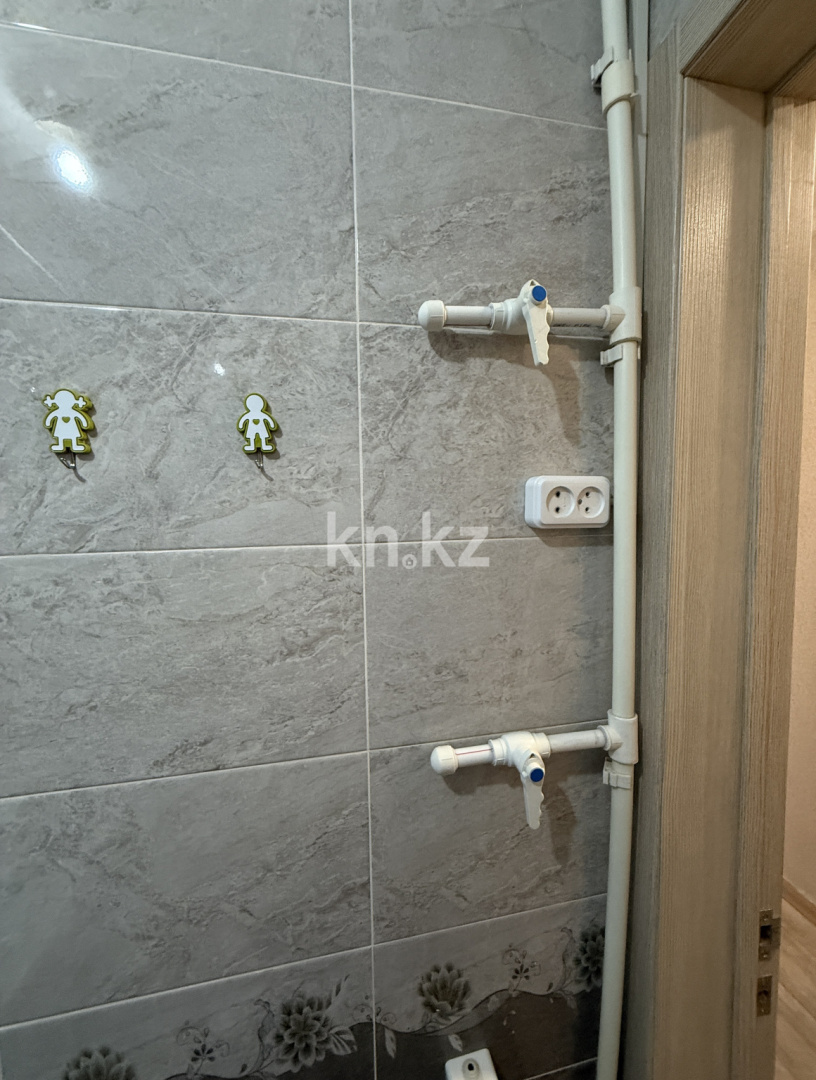 Продажа 1-комнатной квартиры, 32.3 м², Назарбаевва, дом  29 - Продажа  однокомнатных квартир в Караганде фото 11 из 26