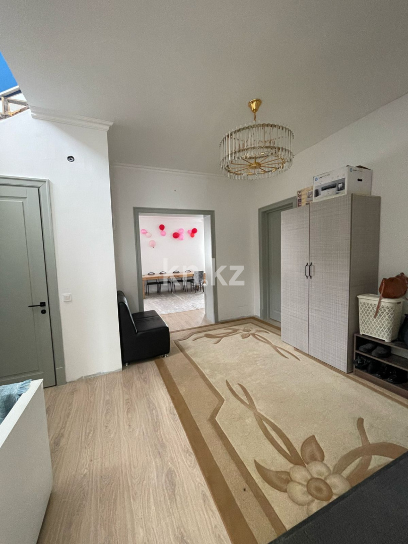 Продажа 6-комнатного дома, 300 м², ул. Чехова, дом  3 - Продажа домов, коттеджей в Астане с фото фото 14 из 15