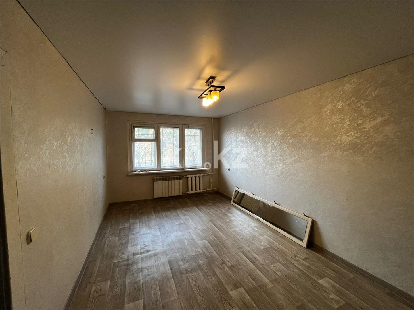 Продажа 1-комнатной квартиры, 31 м², мкр-н 17 - Продажа  однокомнатных квартир в Караганде фото 1 из 5