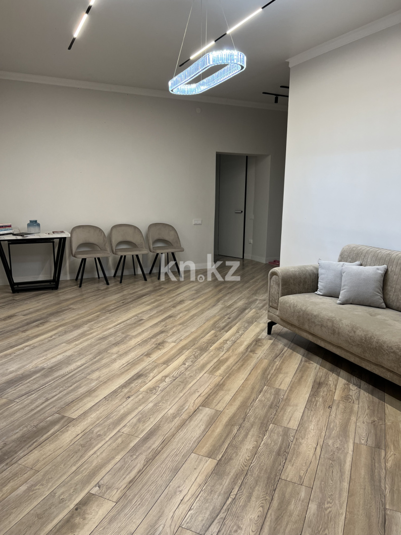 Продажа 3-комнатной квартиры, 93.6 м², ул. Таттимбета, дом  33/10 - Продажа квартир в новостройках Караганды без посредников фото 8 из 11