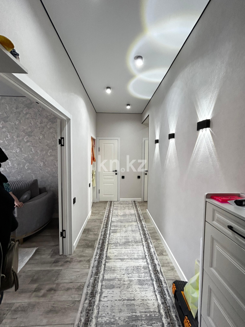 Продажа 3-комнатной квартиры, 75 м², ул. Муканова, дом  61/2 в Караганде - фото 11