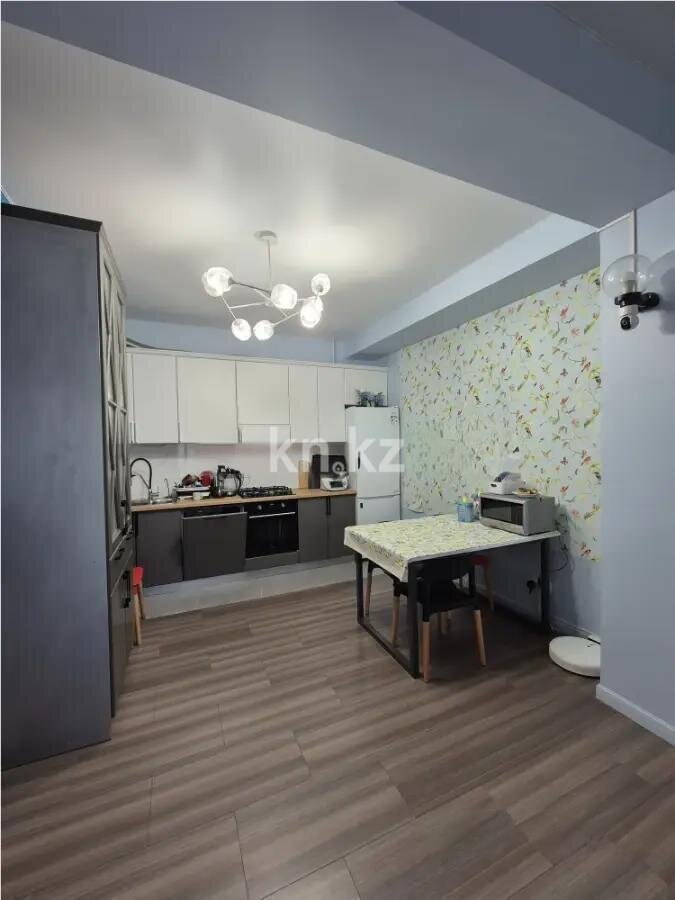 Продажа 3-комнатной квартиры, 70.5 м² в Алматы - фото 4