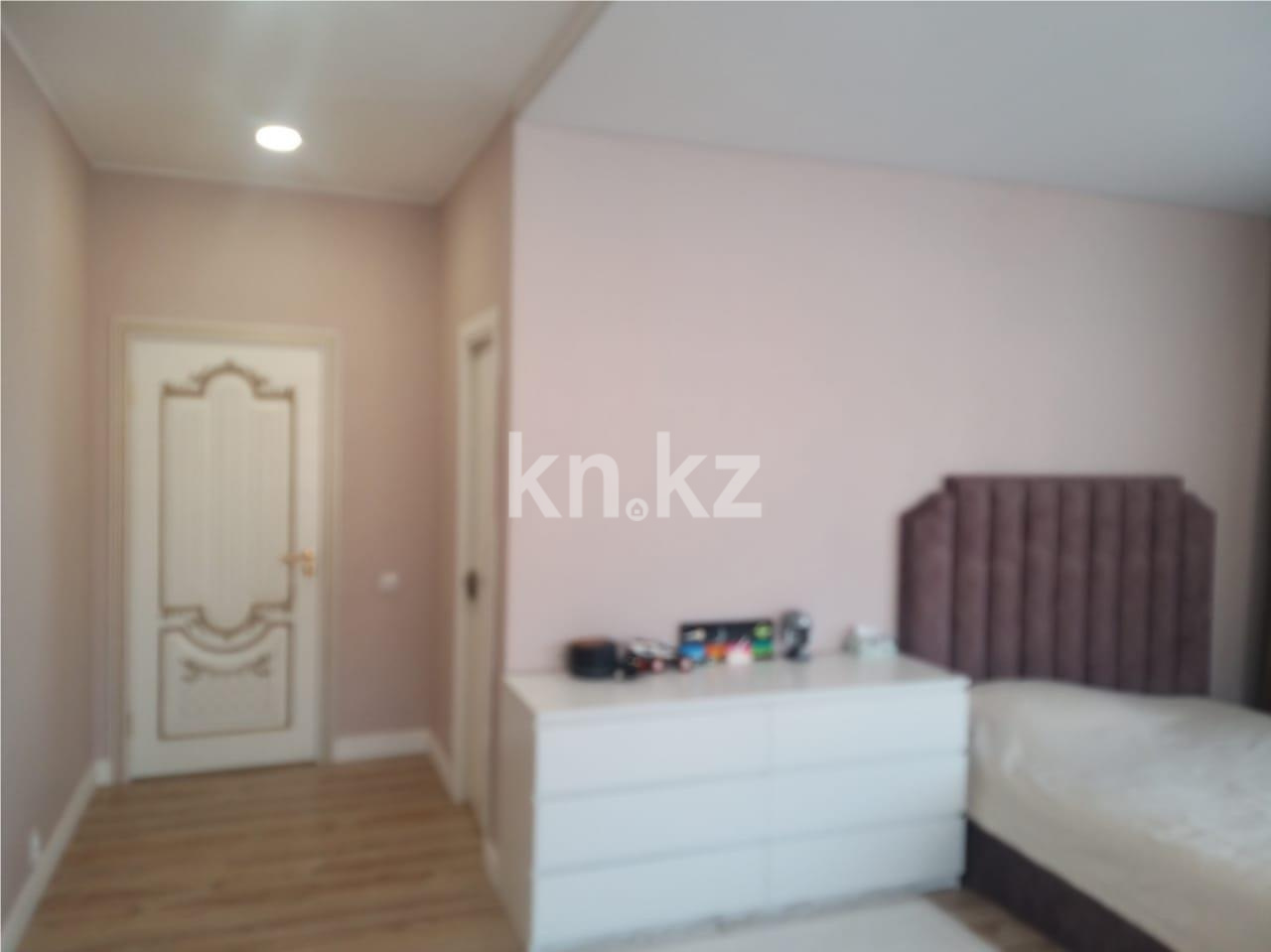 Продажа 5-комнатного дома, 520 м², ул. Муканова - Продажа домов и коттеджей в Караганде фото 17 из 51