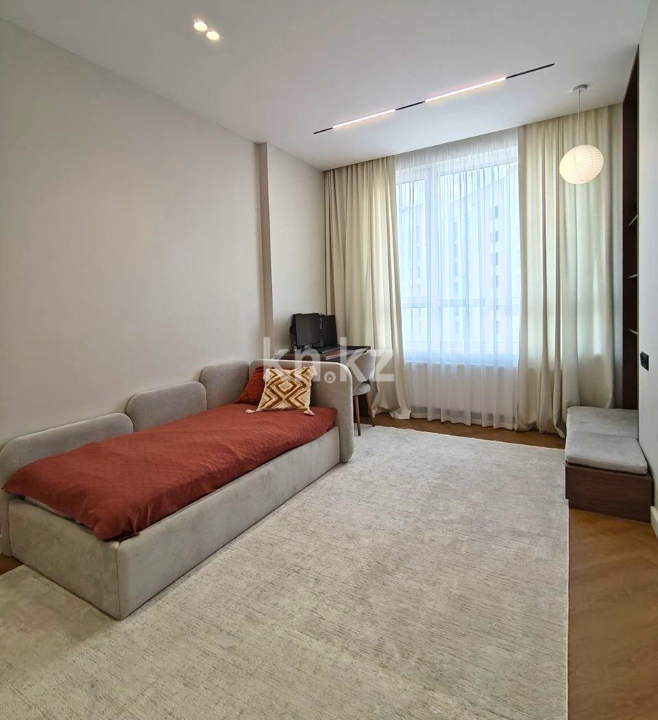 Продажа 3-комнатной квартиры, 73.2 м² в Астане - фото 11