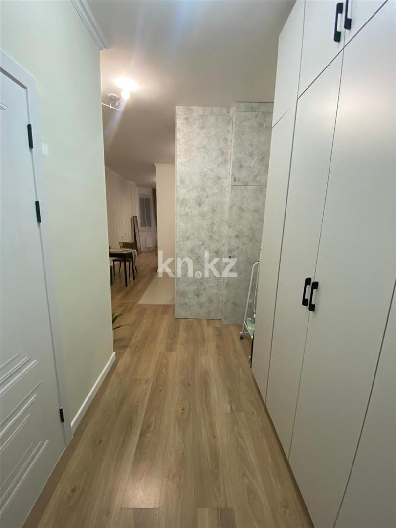 Продажа 2-комнатной квартиры, 64 м², ул. Туркестан в Астане - фото 8