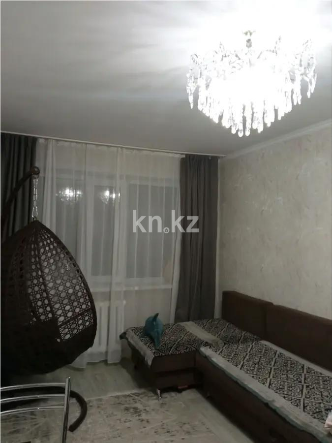 Продажа 3-комнатной квартиры, 61 м², мкр-н 16, дом  2 - Продажа  трехкомнатных квартир в Караганде без посредников фото 1 из 6