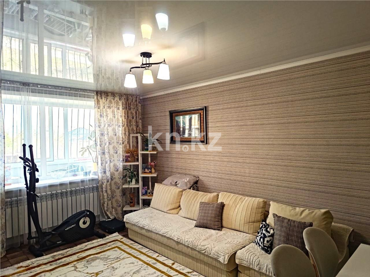 Продажа 3-комнатной квартиры, 62 м² - Продажа квартир в Пришахтинске Караганды фото 2 из 18