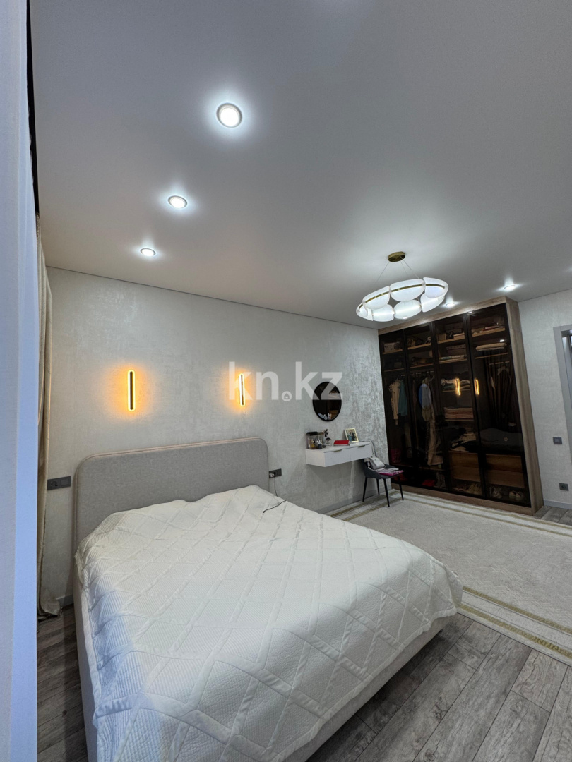 Продажа 4-комнатной квартиры, 105 м², ул. Таттимбета, дом  35 - Продажа  четырехкомнатных квартир в Караганде фото 8 из 14