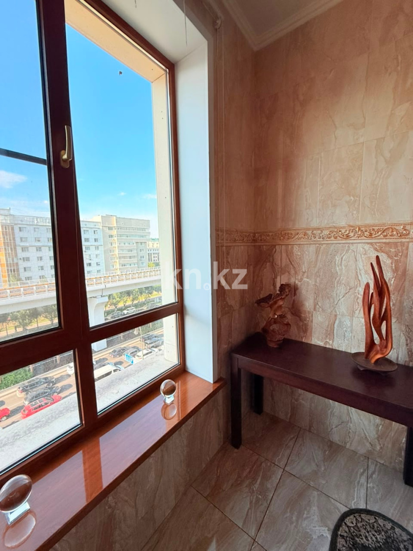 Продажа 5-комнатной квартиры, 300 м² - Продажа пятикомнатных и более квартир в Астане фото 16 из 40