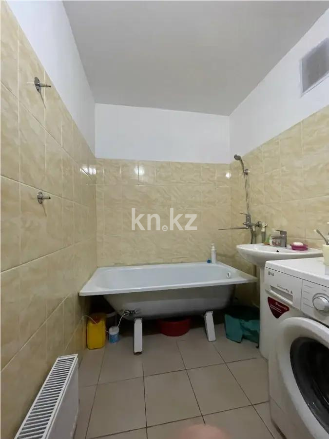 Продажа 2-комнатной квартиры, 59 м², ул. Азербаева, дом  10 в Астане - фото 3