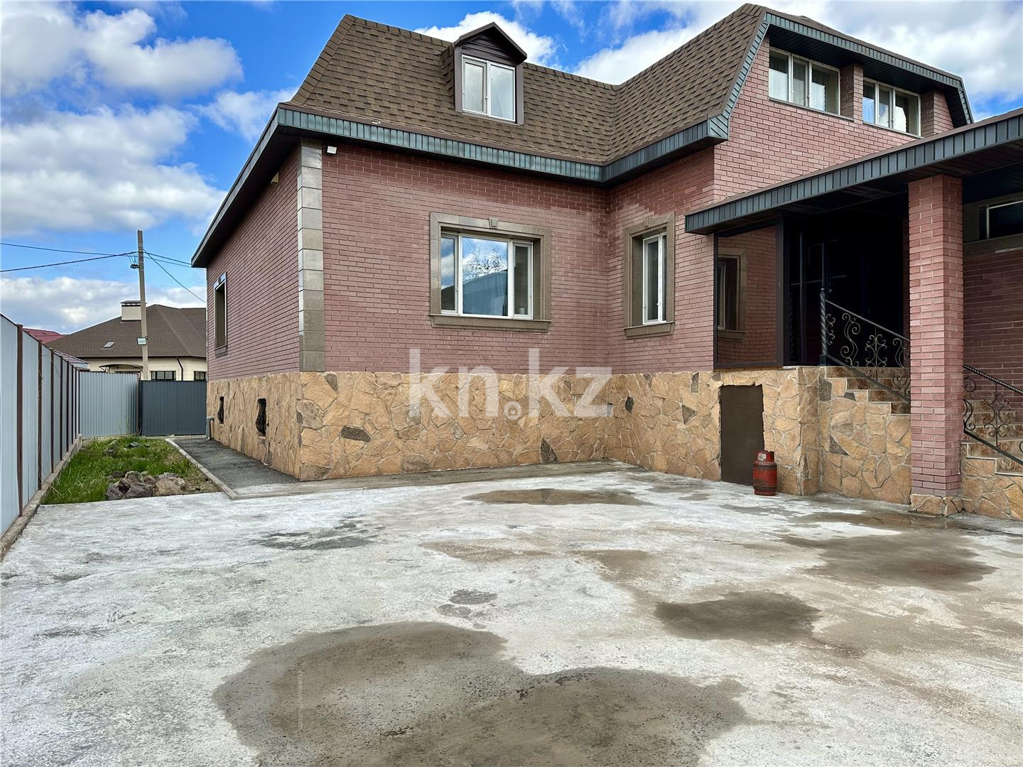 Продажа 6-комнатного дома, 400.7 м², ул. Жанибекова - Продажа домов, коттеджей в Караганде фото 46 из 52