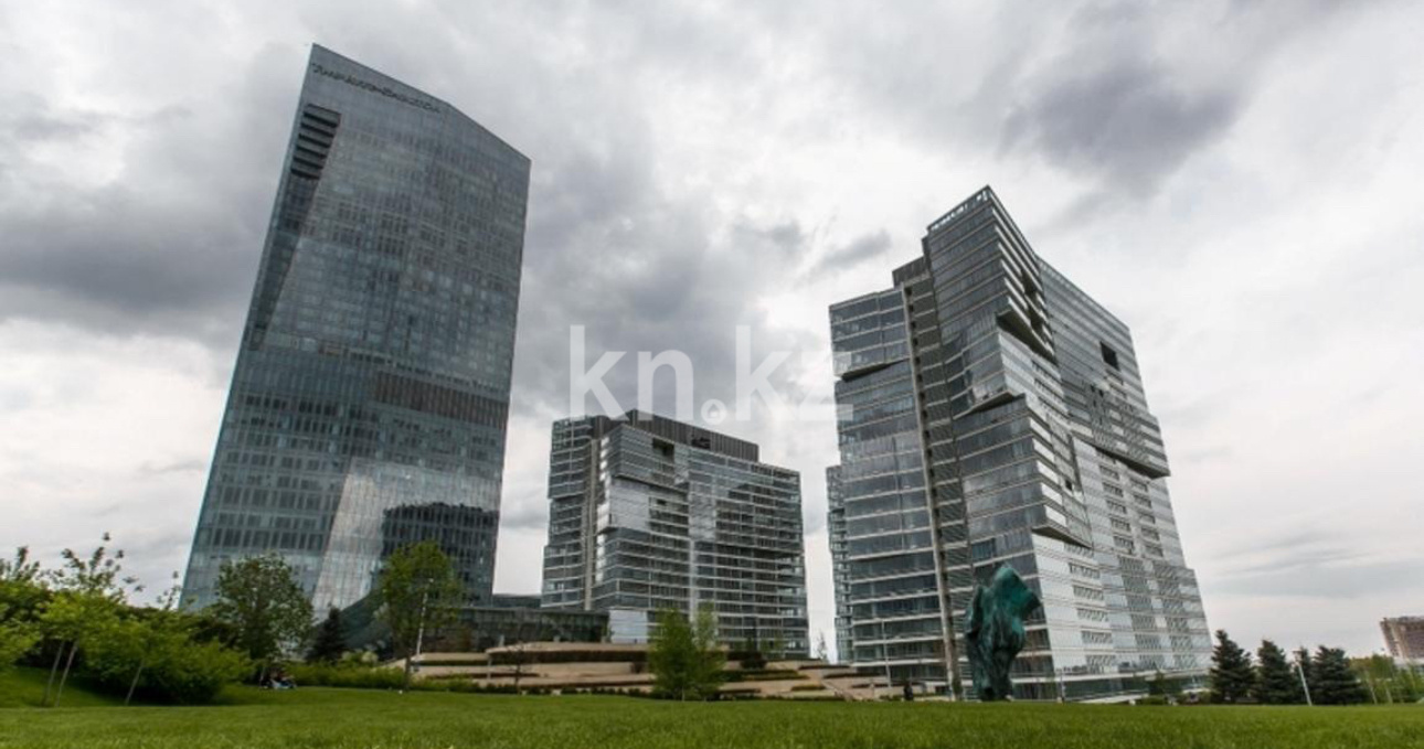 Аренда 2-комнатной квартиры, 85 м² - Аренда квартир помесячно в Алматы фото 1 из 11