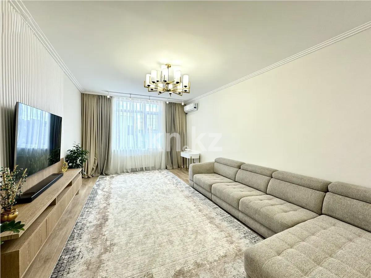 Продажа 4-комнатной квартиры, 120 м², ул. Байтурсынова, дом  16 в Астане