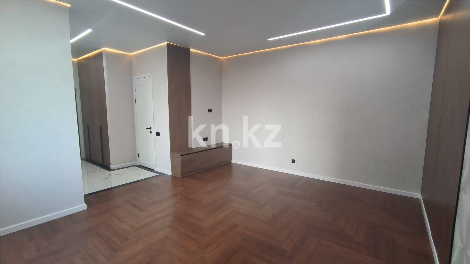 Продажа 2-комнатной квартиры, 56 м², ул. Букетова - Продажа квартир в Караганде фото 2 из 14