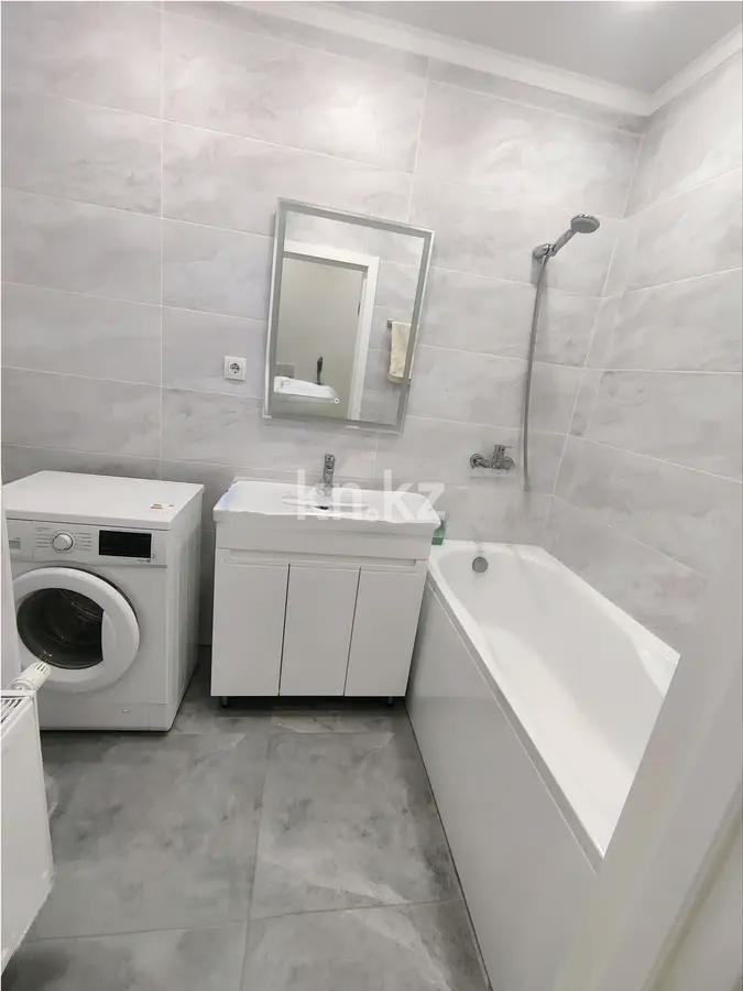 Продажа 2-комнатной квартиры, 52 м², пр. Мангилик Ел, дом  72/1 в Астане - фото 4