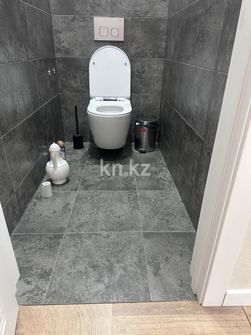 Продажа 3-комнатной квартиры, 80 м², ул. Гапеева, дом  1/9 - Продажа квартир в Караганде фото 9 из 9