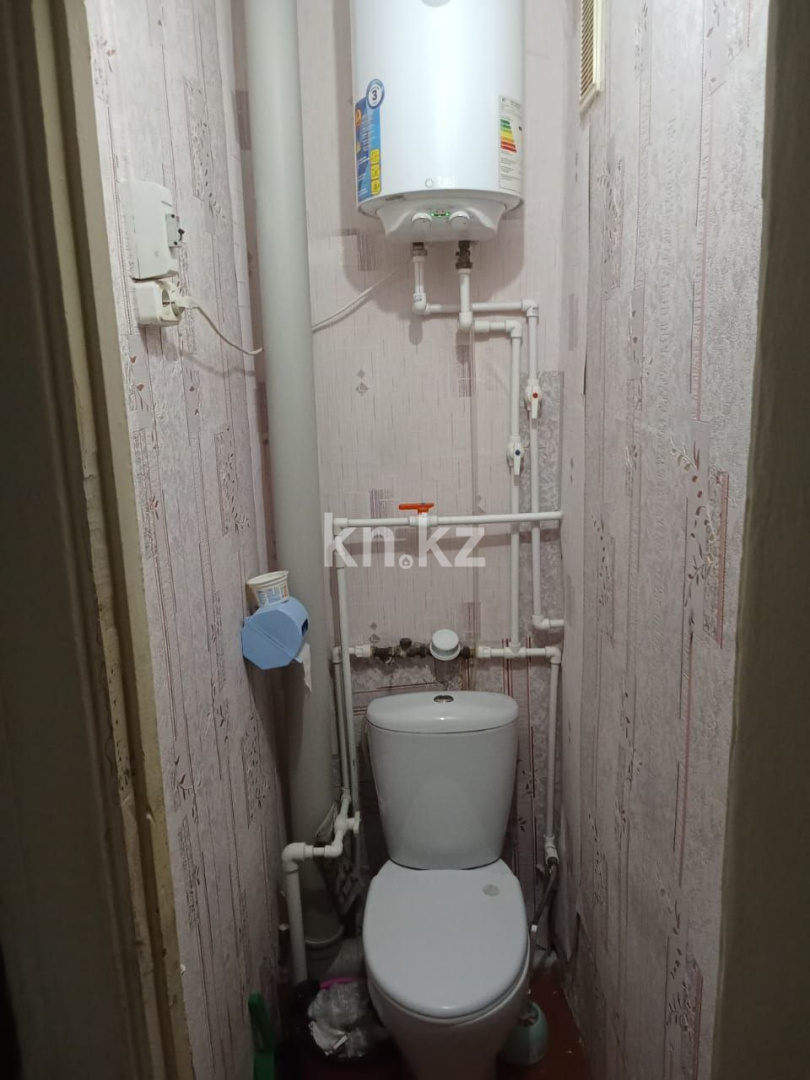 Продажа 2-комнатной квартиры, 43 м², мкр-н 13, дом  14 в Караганде - фото 10