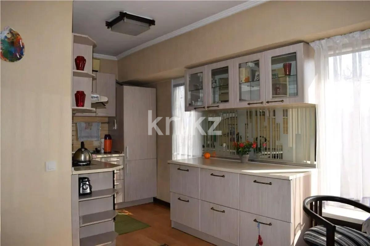 Продажа 2-комнатной квартиры, 42 м², мкр-н Алтай-2, дом  6 в Алматы - фото 3
