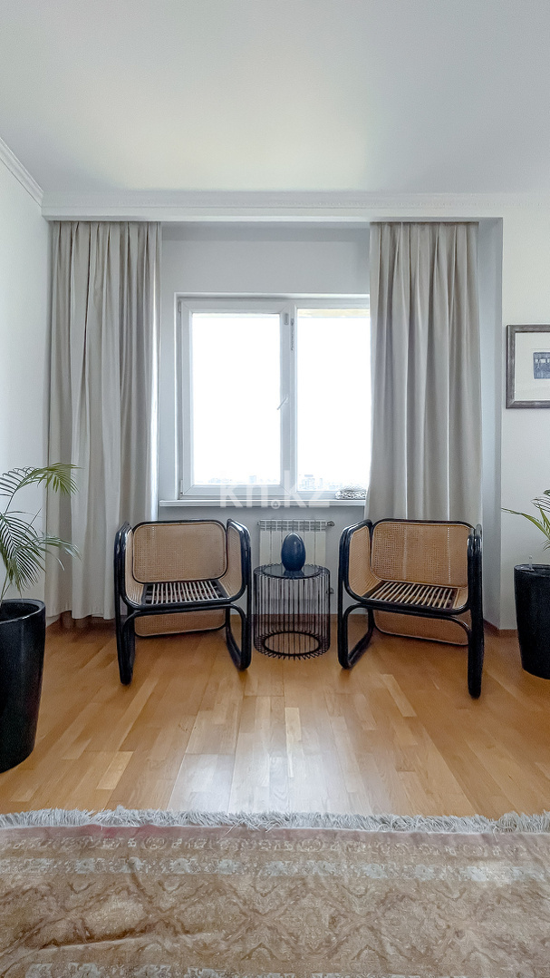 Продажа 5-комнатной квартиры, 195 м² в Алматы - фото 14