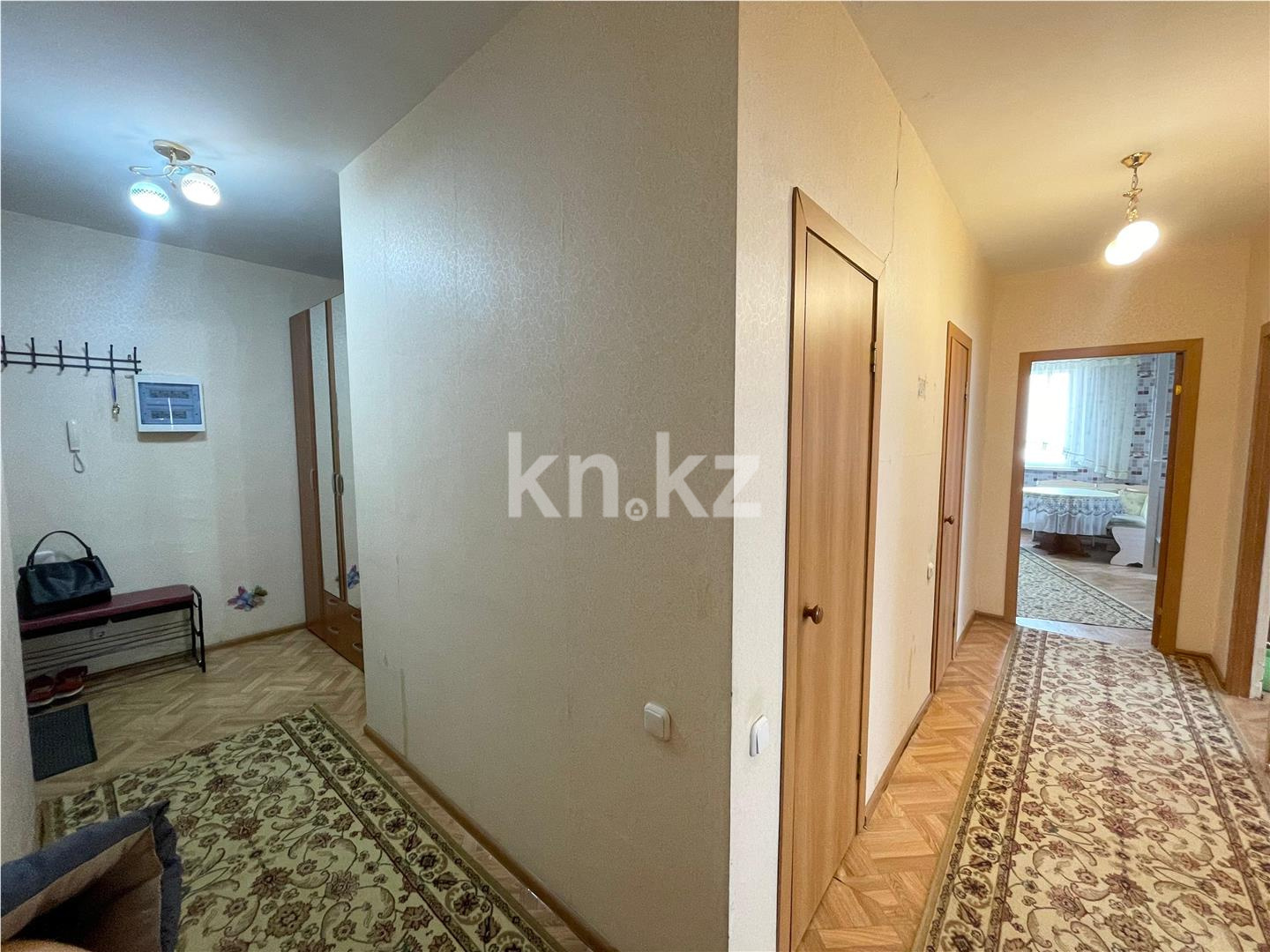 Продажа 2-комнатной квартиры, 70 м², ул. Кургальжинское шоссе в Астане - фото 9