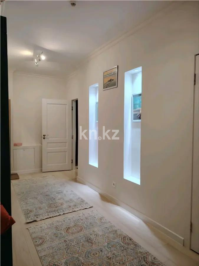 Продажа 2-комнатной квартиры, 78 м², ул. Шевченко, дом  8 в Астане