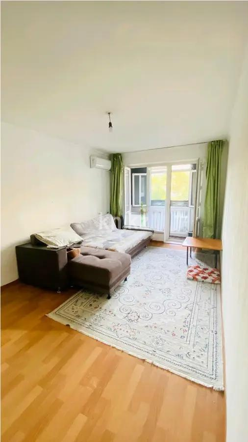 Продажа 1-комнатной квартиры, 32.5 м², мкр-н Аксай-2, дом  20 - Продажа квартир в Алматы без посредников с фото фото 1 из 3