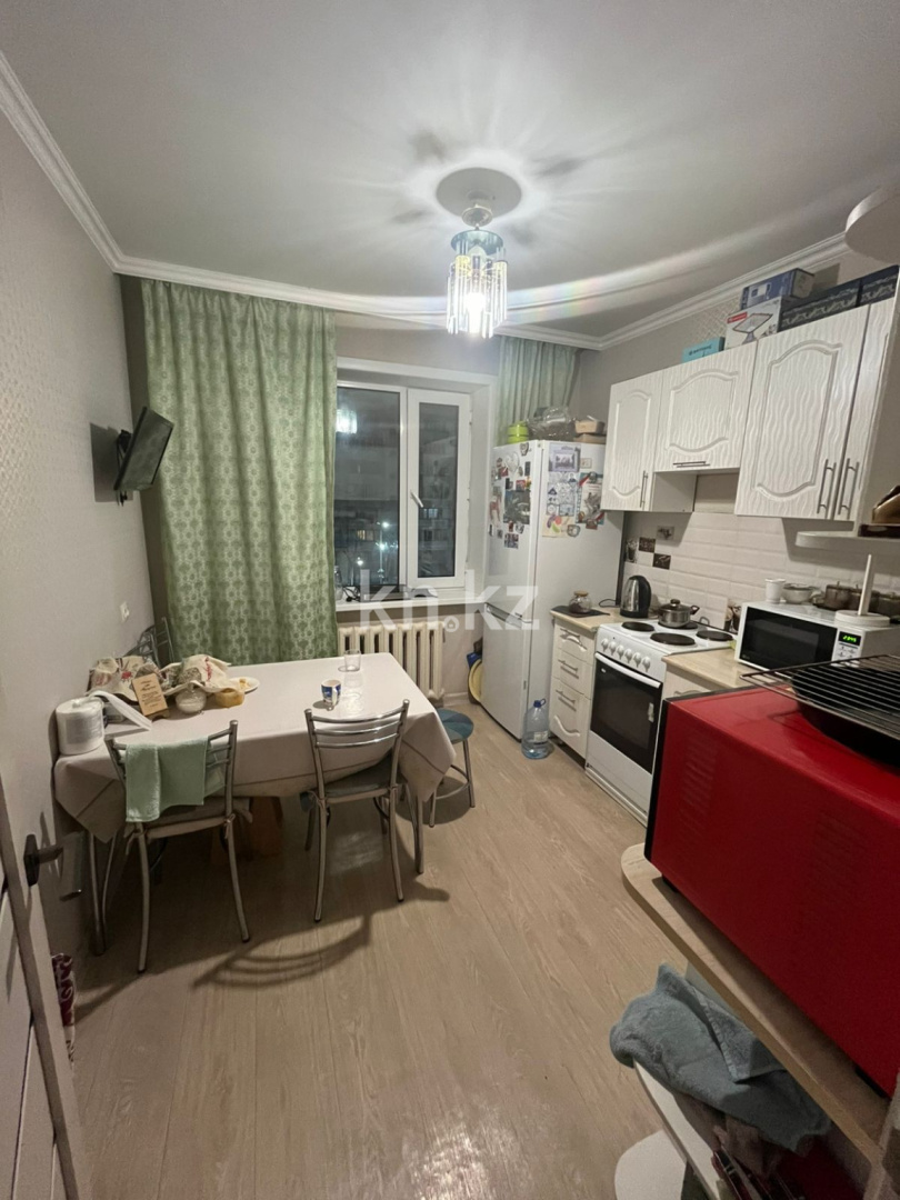 Продажа 4-комнатной квартиры, 84.6 м², мкр-н Голубые Пруды, дом  11 в Караганде - фото 8