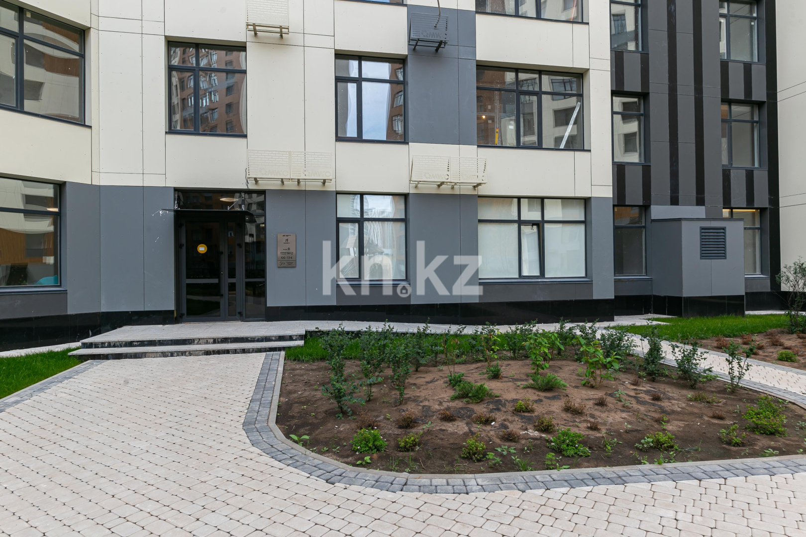 Продажа 2-комнатной квартиры, 68 м², пр. Туран, дом  52/7 в Астане - фото 13