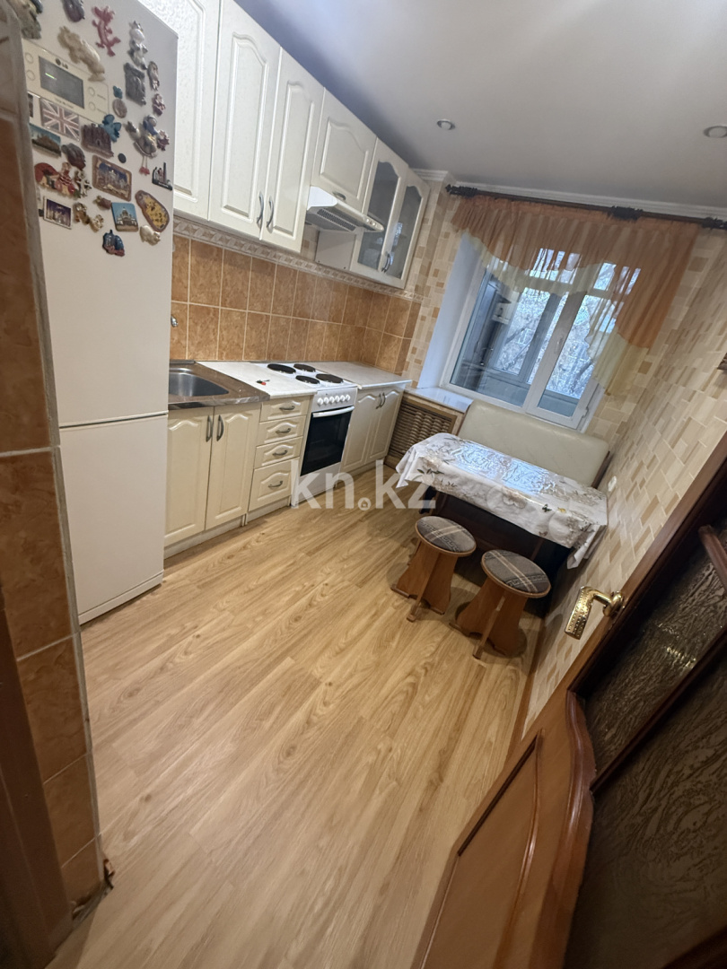 Продажа 3-комнатной квартиры, 63 м², ул. Аманжолова, дом  7 - Продажа квартир в Караганде фото 15 из 20