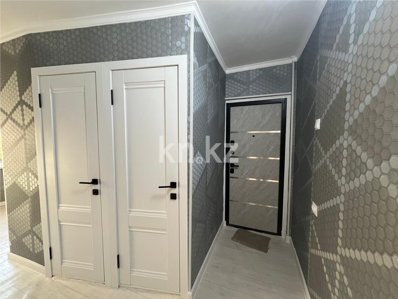 Продажа 2-комнатной квартиры, 47 м², пр. Строителей, дом  17 - Продажа квартир в Караганде фото 11 из 12