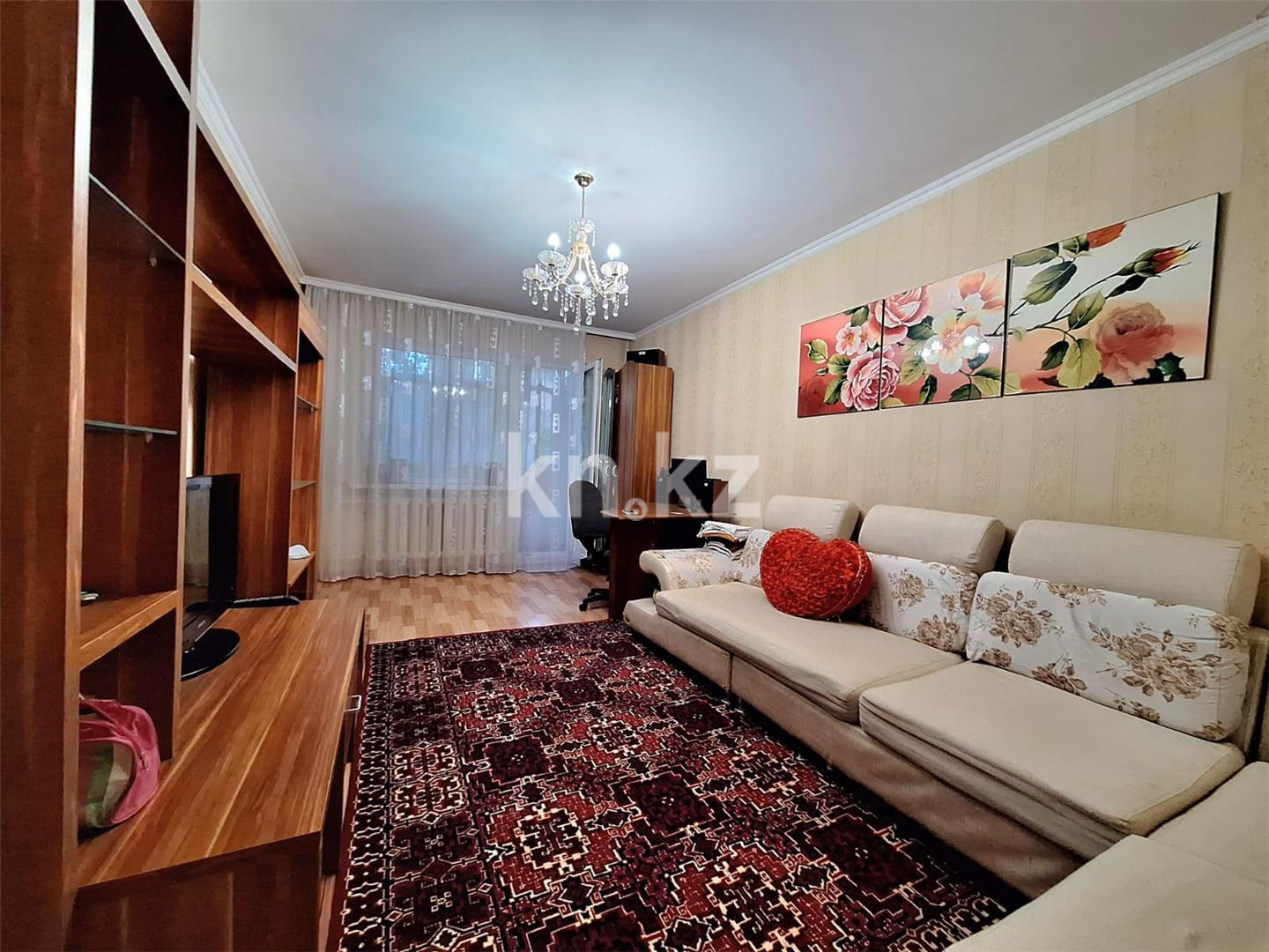 Продажа 3-комнатной квартиры, 62 м², мкр-н 16 - Продажа квартир в Караганде фото 1 из 13