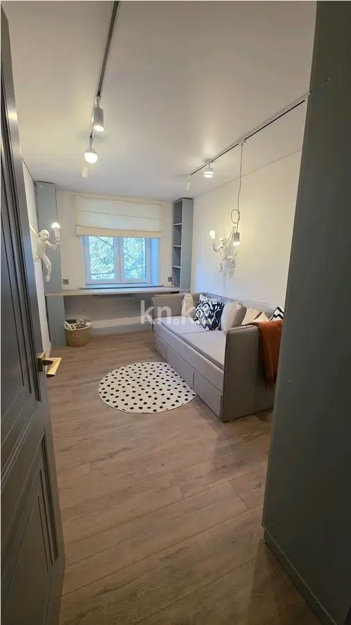 Продажа 3-комнатной квартиры, 57 м² - Продажа офисных и торговых помещений в Уральске фото 3 из 6