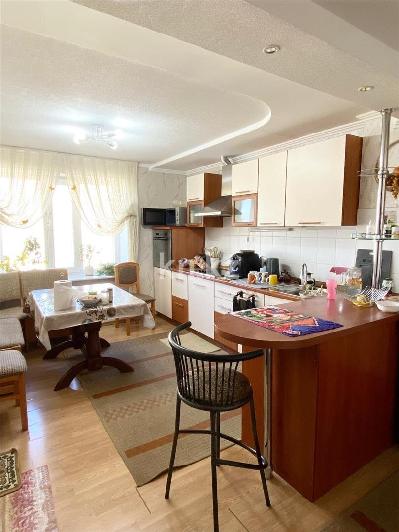 Продажа 4-комнатной квартиры, 118 м² в Караганде - фото 6