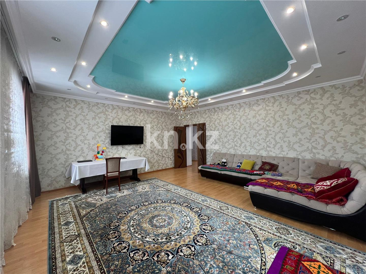 Продажа 10-комнатного дома, 540 м² - Продажа домов, коттеджей в Казахстане - страница 11 фото 4 из 44