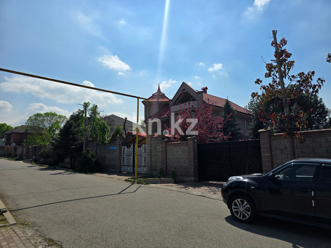 Продажа 7-комнатного дома, 560 м², пр. Аль-Фараби - Продажа  пятикомнатных домов, коттеджей в Алматы с фото фото 1 из 40