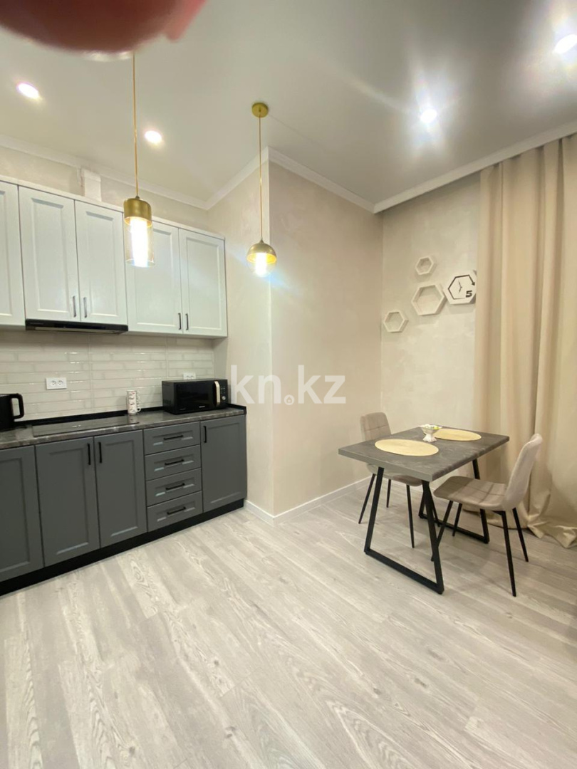 Продажа 2-комнатной квартиры, 44 м², пр. Шахтеров, дом  52б - Продажа квартир в Караганде с фото фото 5 из 16