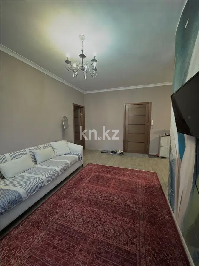 Продажа 3-комнатной квартиры, 66 м², ул. Жандосова, дом  34а - Продажа  трехкомнатных квартир в Алматы без посредников фото 1 из 8