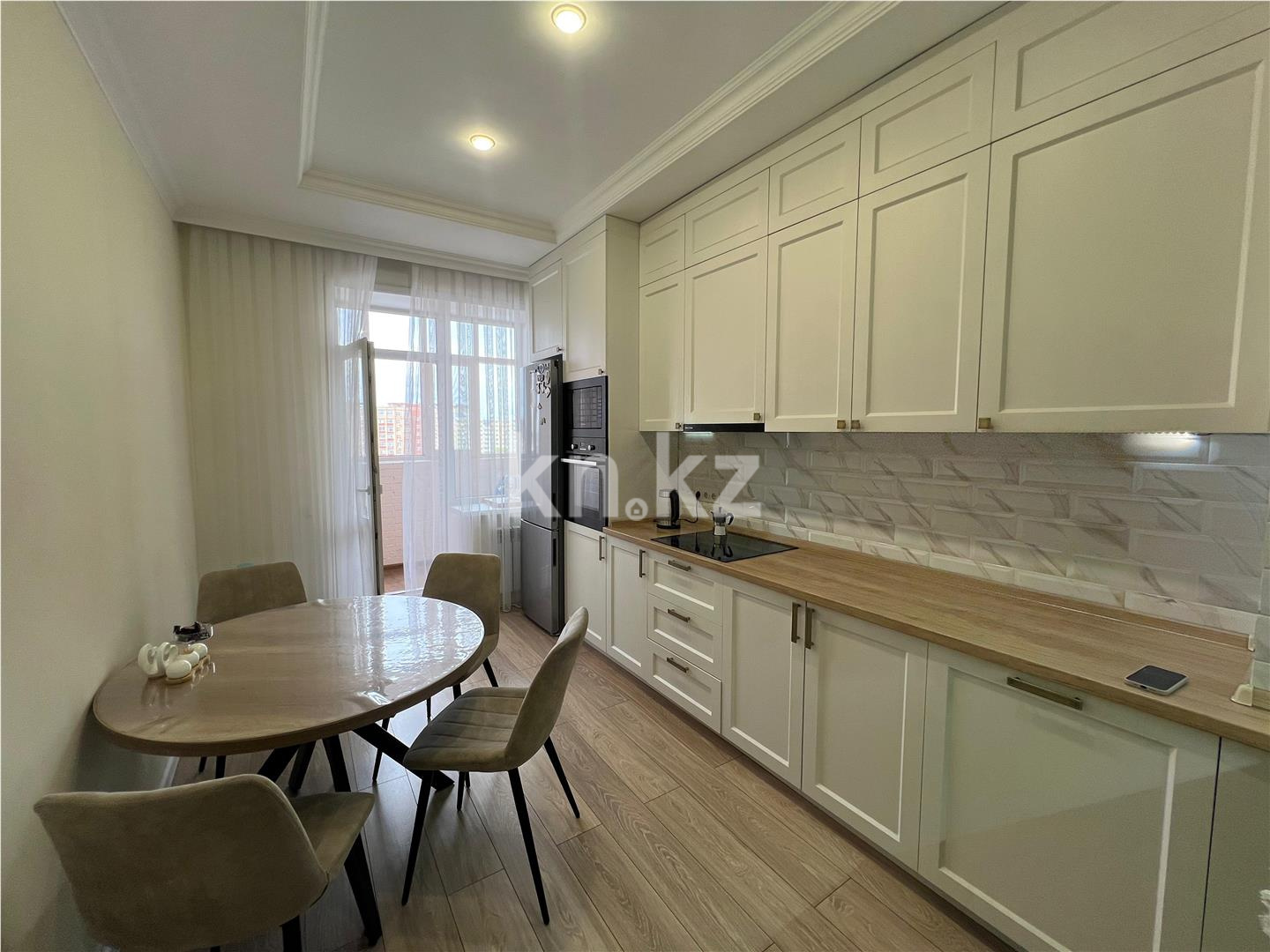 Продажа 3-комнатной квартиры, 94 м², мкр-н Гульдер-1 в Караганде - фото 10